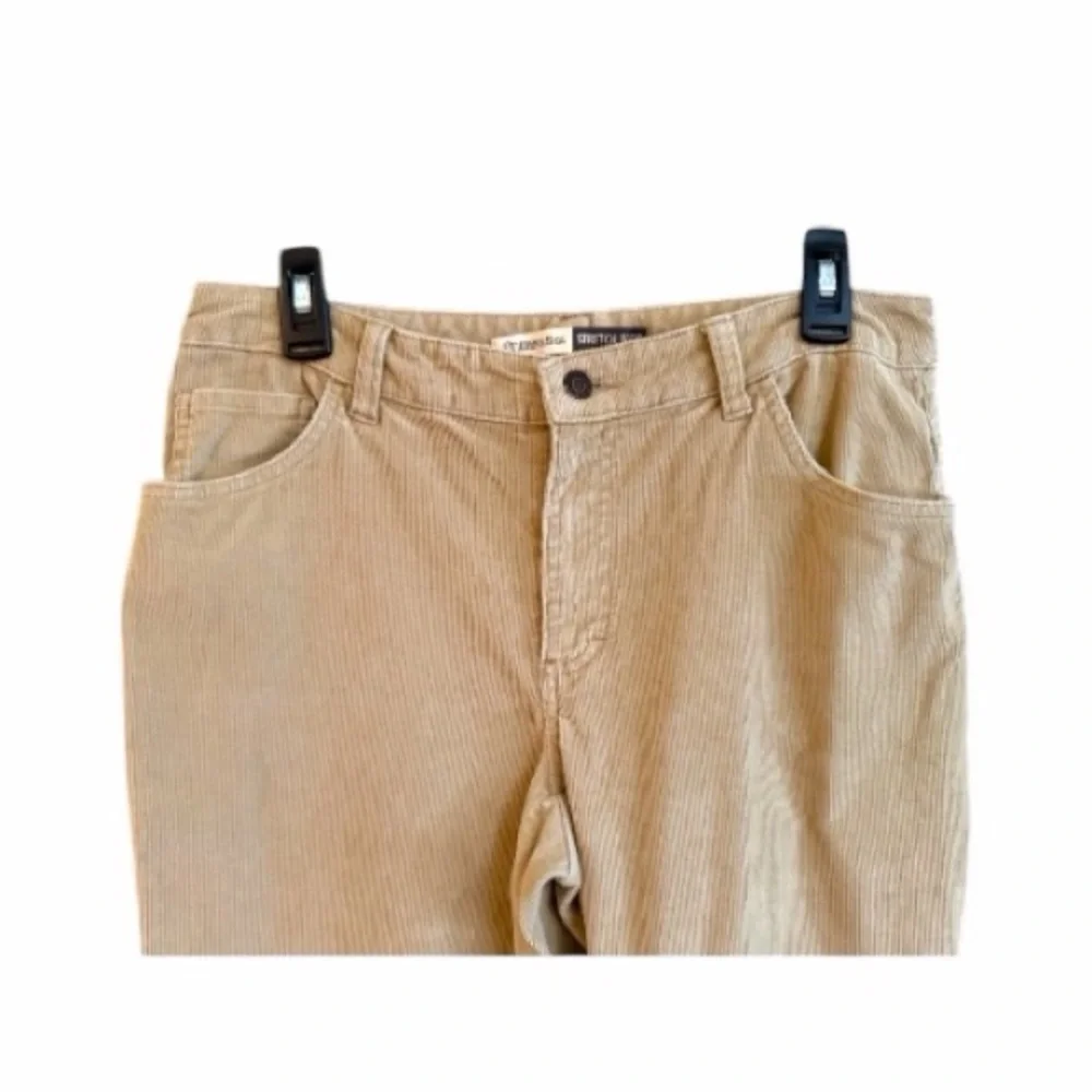 ST. JOHN’S BAY, WOMENS, STRETCH, BOOTCUT JEANS. CAMEL CORDUROY, SIZE 10